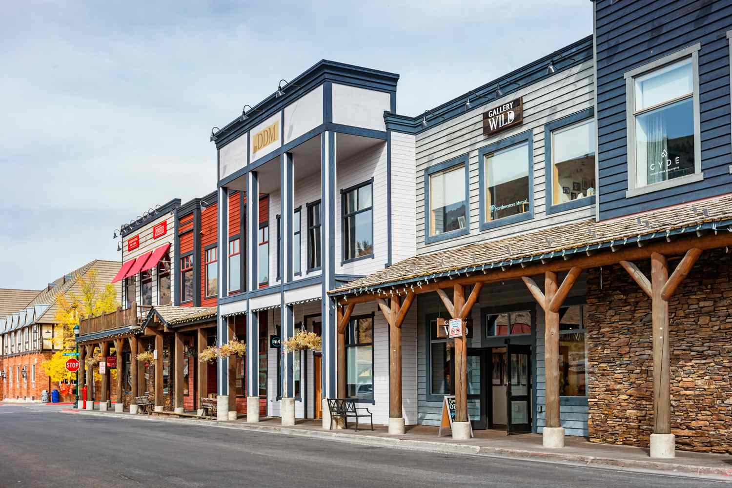 Local businesses and destinations in Jackson Wyoming for Metamora Works Discover